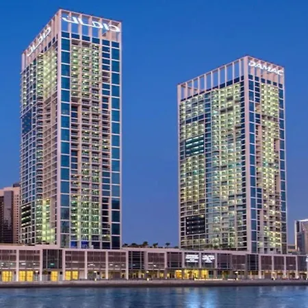 Business Bay Modern Studio With A Pool View At Damac Maison Prive Дубай Экстерьер фото