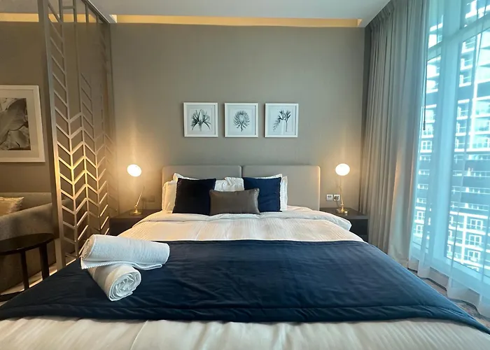 Business Bay Modern Studio With A Pool View At Damac Maison Prive